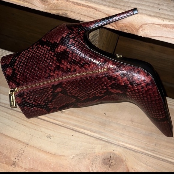 Michael Kors ankle booties size 10 leather amazing look very check new - Picture 7 of 11